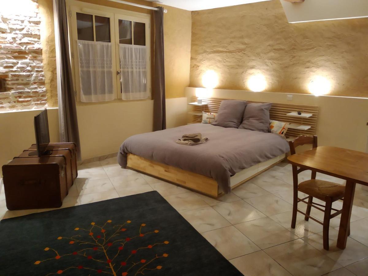 Au Coeur De Montastruc-La-Conseillere - Chambres D'Hotes Екстер'єр фото