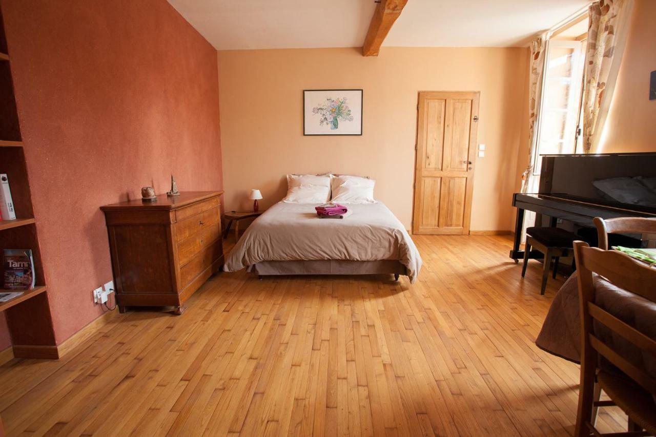 Au Coeur De Montastruc-La-Conseillere - Chambres D'Hotes Екстер'єр фото